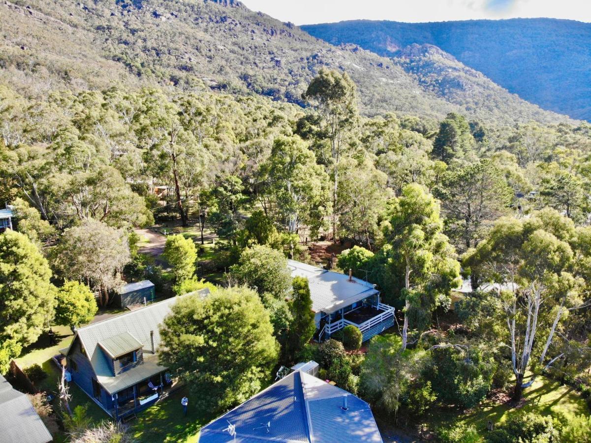 Cedar Country Retreat Villa Halls Gap Exterior photo